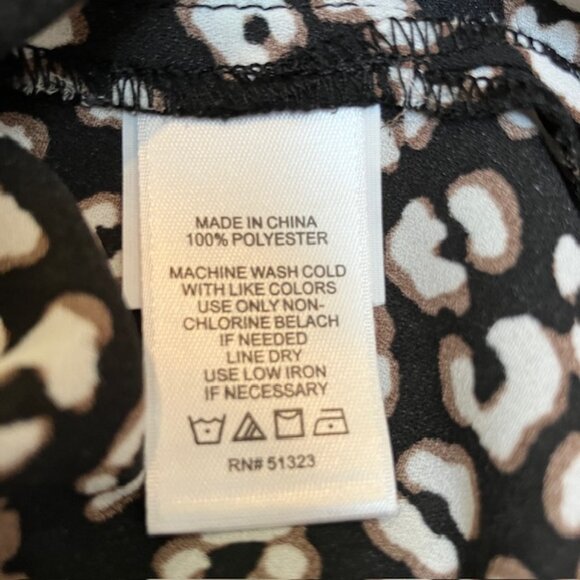 CeCe Leopard print v neck tie sleeve blouse M - Picture 5 of 8